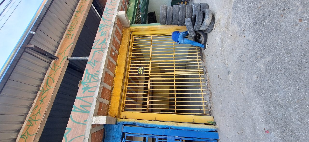 Alugo loja 50m2 na Barão 